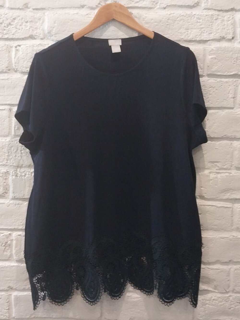 Chicos 3 Travelers Blouse Top Womens 16 18 XL Black Lace Embroidery Short Sleeve